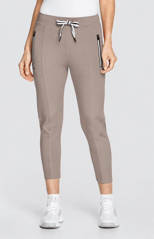 Jogging Eleanor Cherry Rose