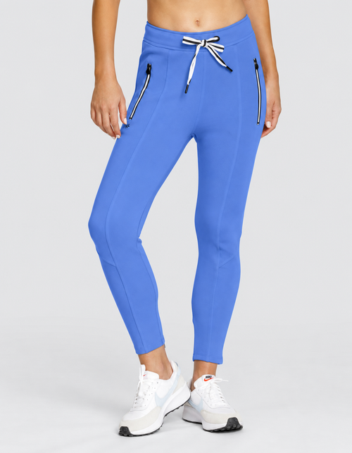 Jogging Eleanor Cherry Rose