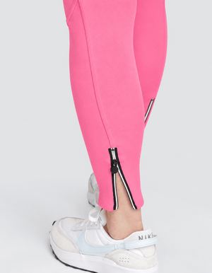 Jogging Eleanor Cherry Rose