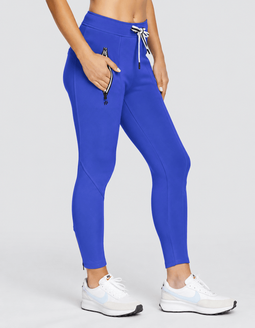 Jogging Eleanor Cherry Rose