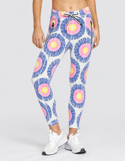Jogging Eleanor Cherry Rose