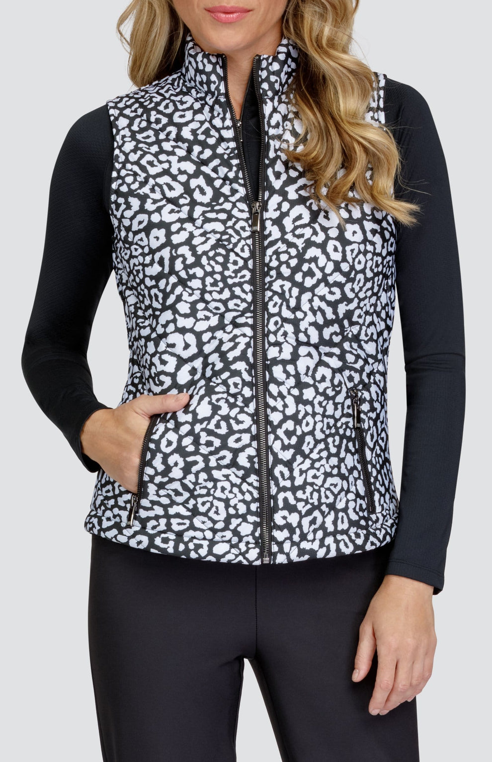 Tail Harlow Quilted Golf Vest in Onyx Leopard